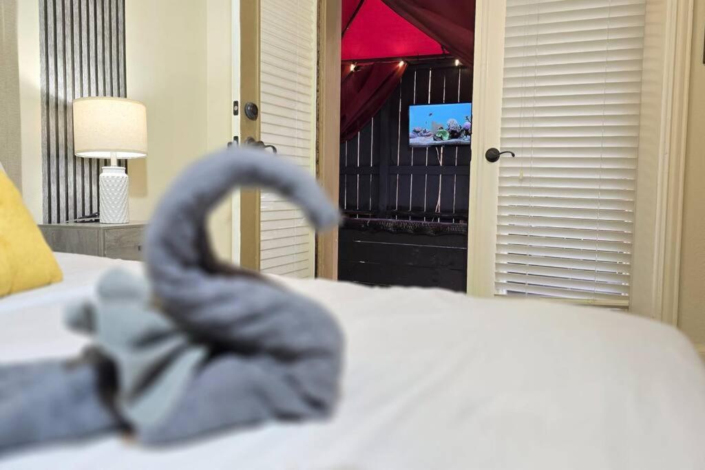 Modern Galleria Gem Private Jacuzzi 3 Br ヒューストン エクステリア 写真