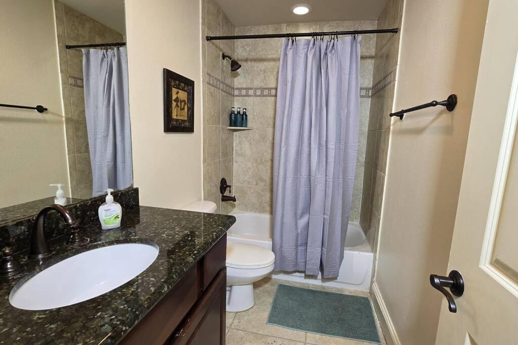 Modern Galleria Gem Private Jacuzzi 3 Br ヒューストン エクステリア 写真