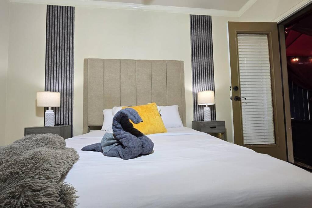 Modern Galleria Gem Private Jacuzzi 3 Br ヒューストン エクステリア 写真